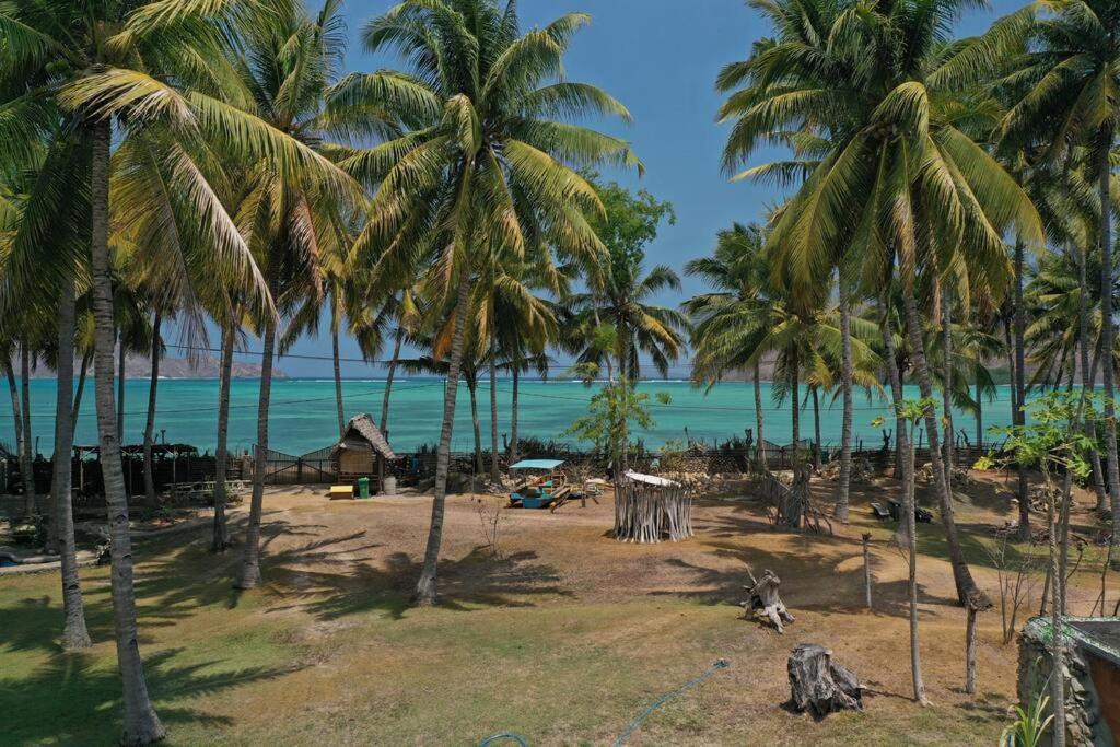 Beach-Front Sumbawa Surf House Lemonga Exterior foto