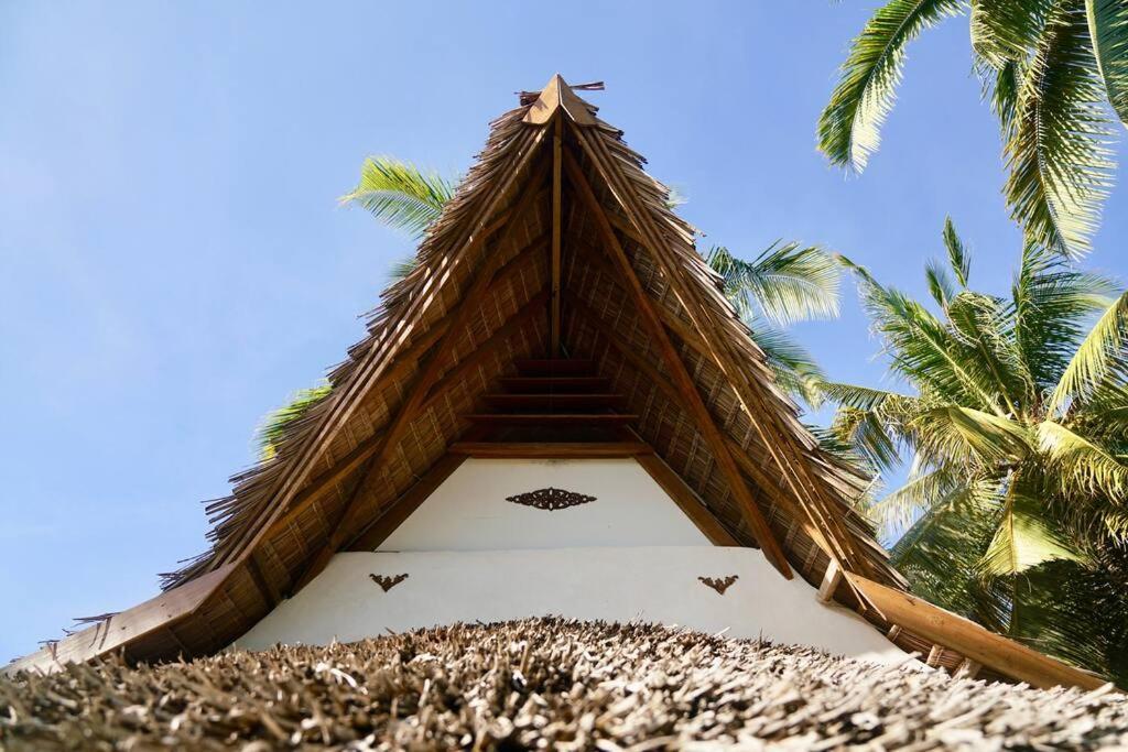 Beach-Front Sumbawa Surf House Lemonga Exterior foto